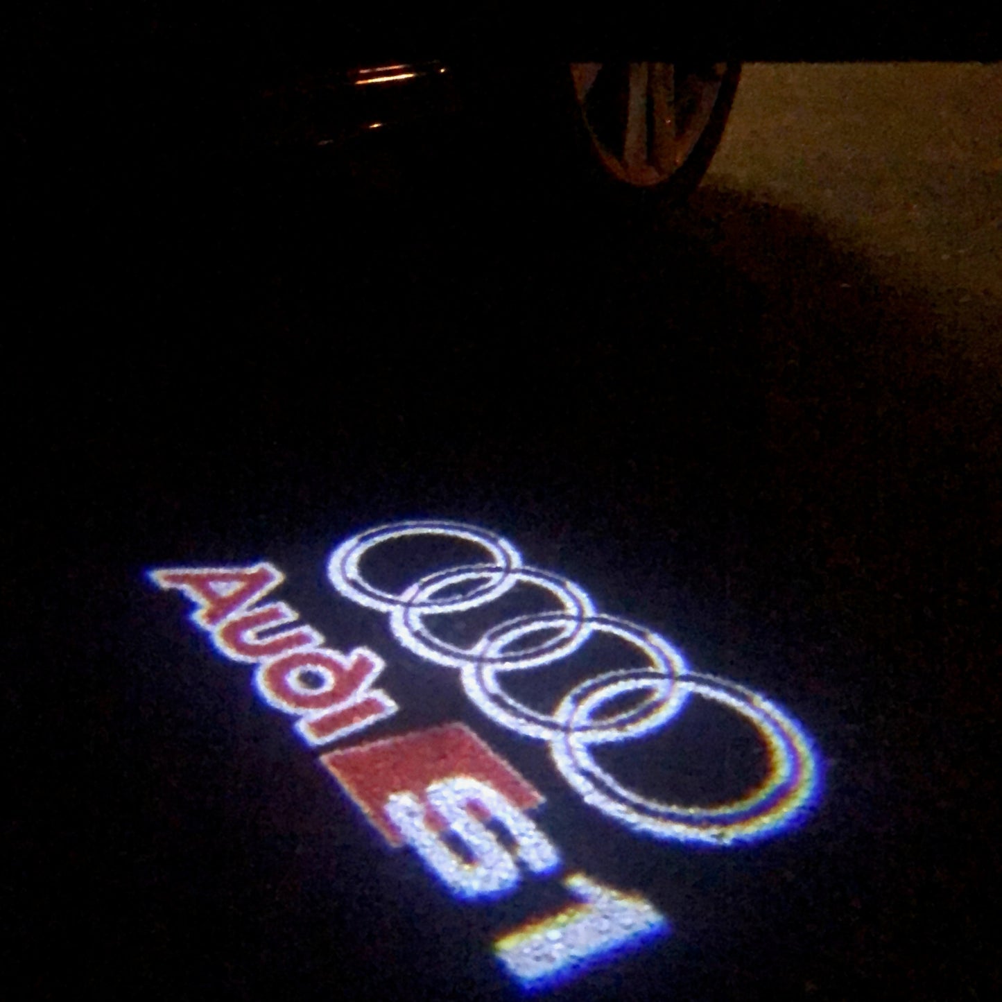 AUDI LOGO PROJECTOT LIGHTS Nr.32 (cantidad 1 = 2 logo films /2 luces de puerta)