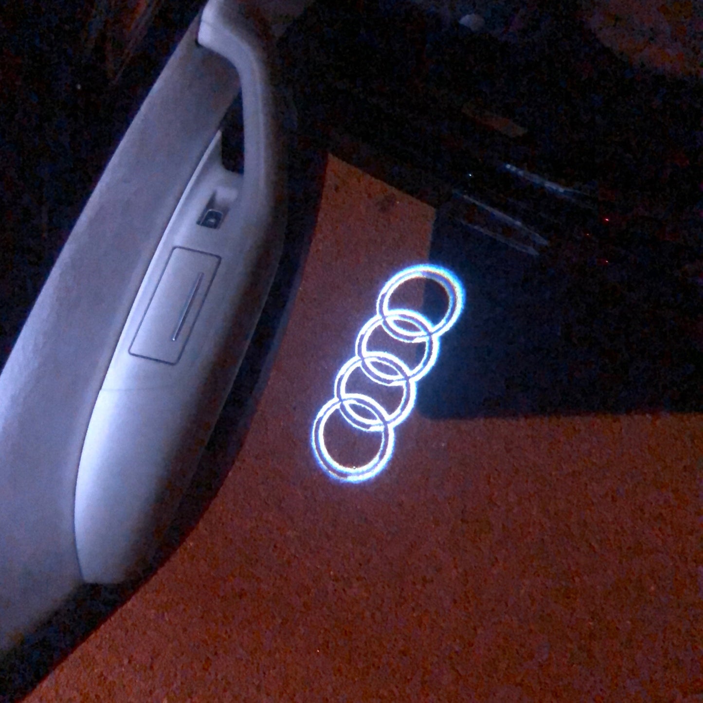 AUDI RING LOGO PROJECT LIGHTS Nr.09 (quantità 1= 2 Logo Films /2 porta luci）