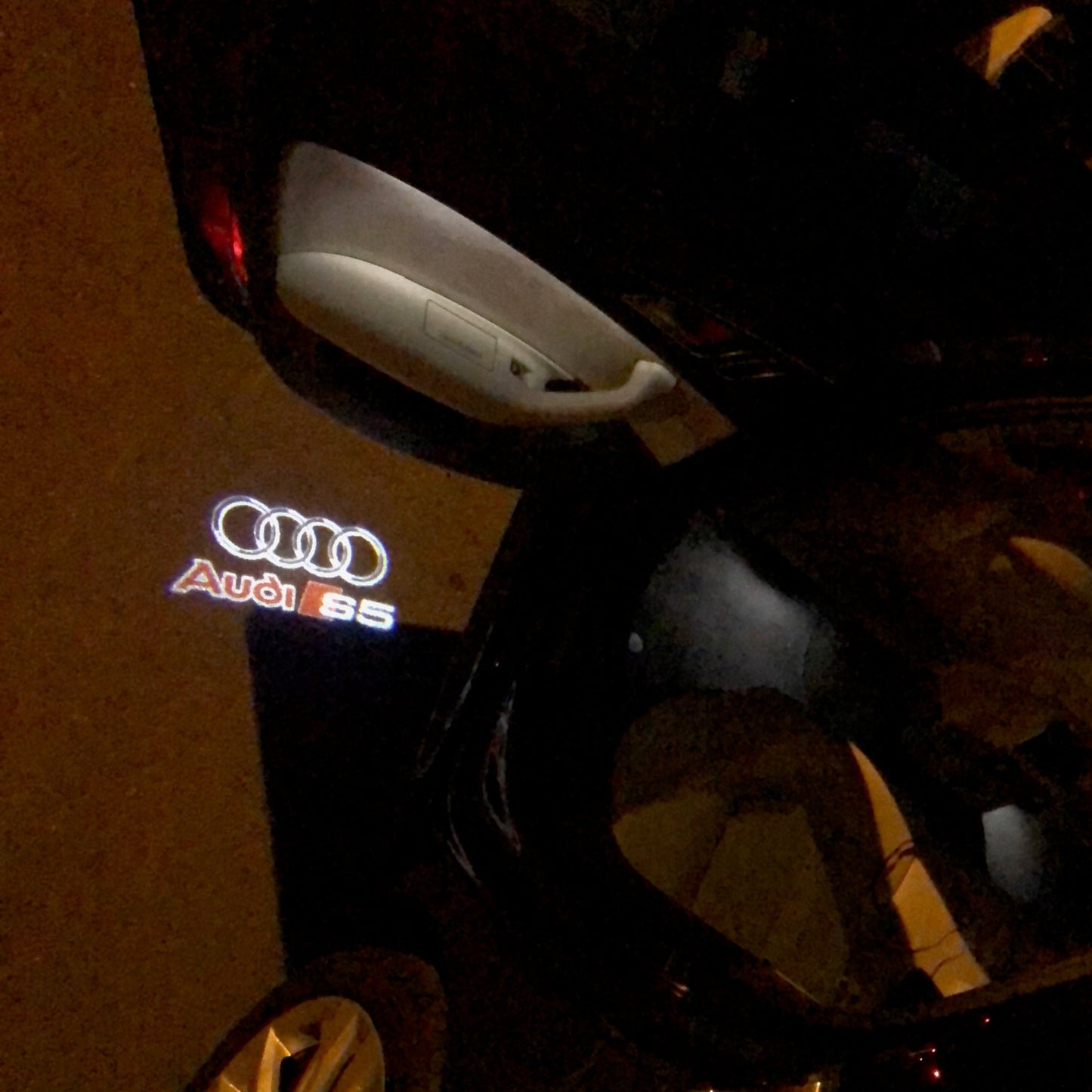 AUDI S5 LOGO PROJECTOT LIGHTS Nr.35  (quantity 1 = 2 Logo Films /2 door lights）