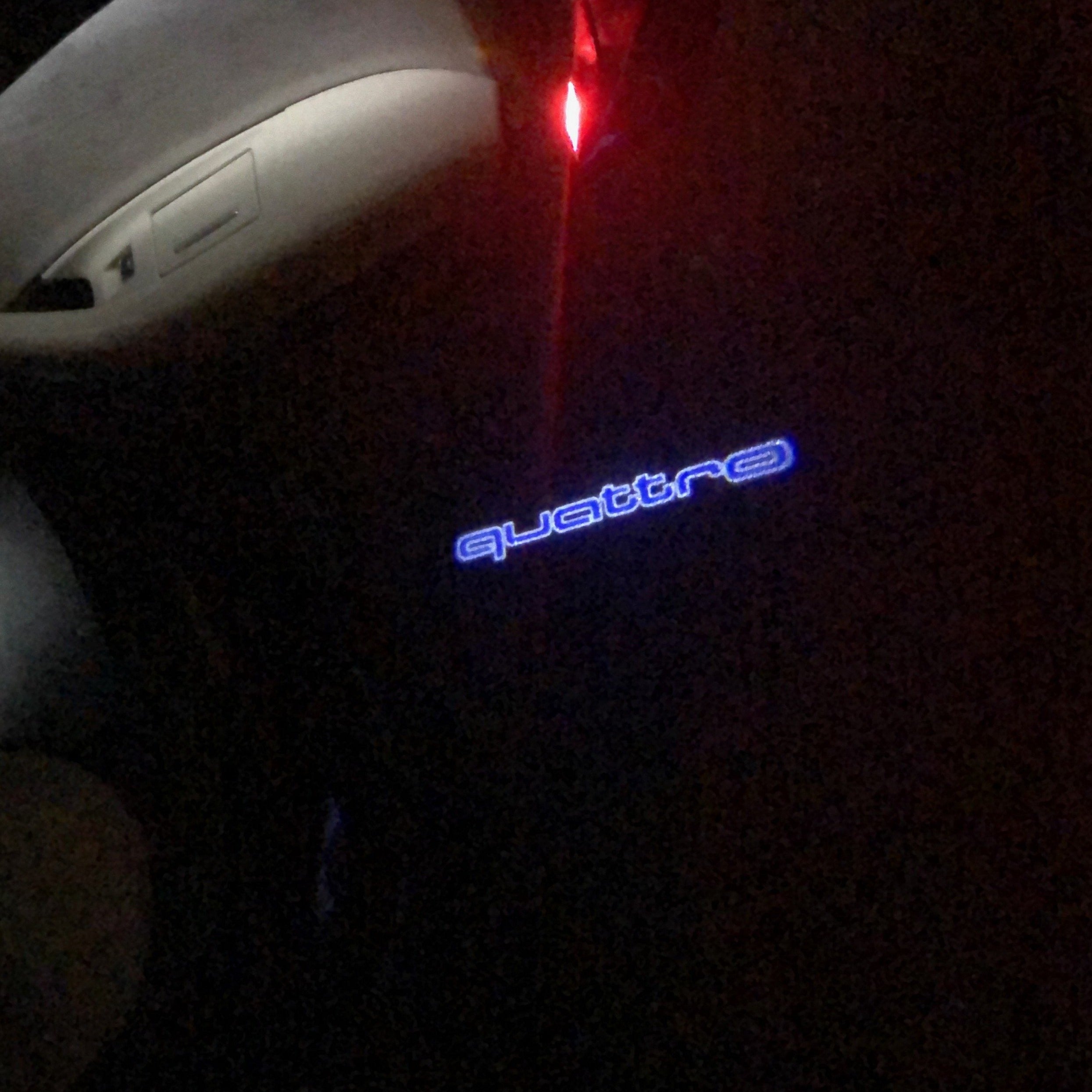 AUDI QUATTRO LOGO PROJECTOT LIGHTS Nr.97  (quantity 1 = 2 Logo Films /2 door lights）