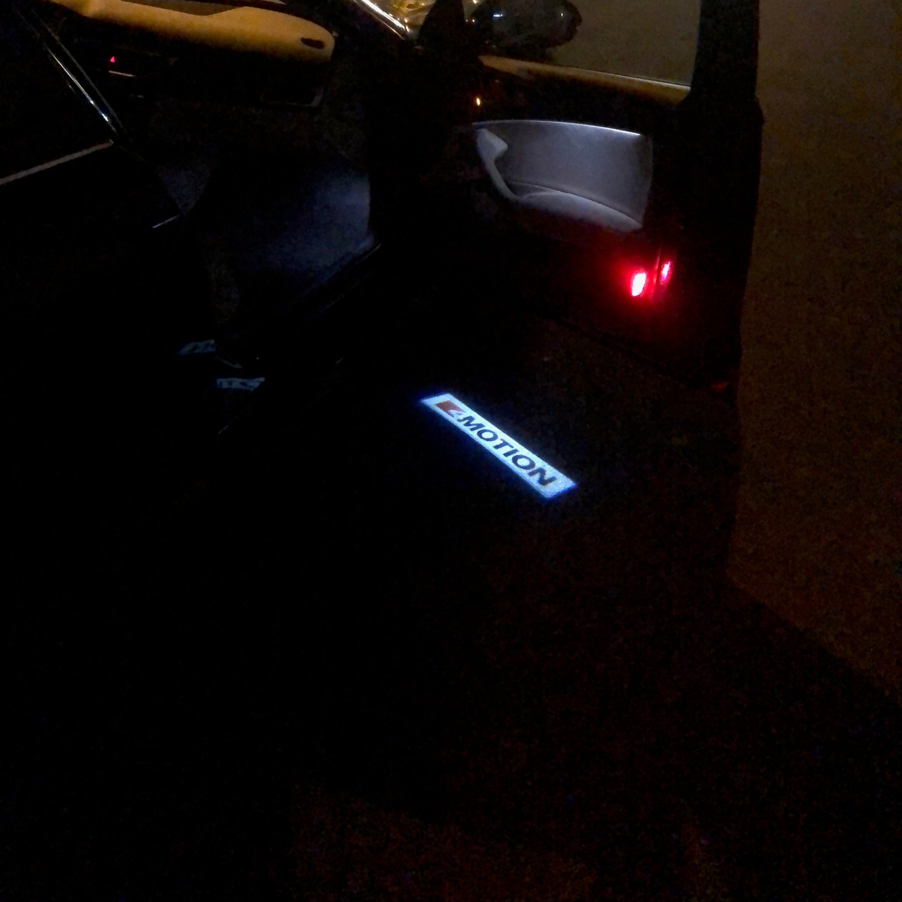 Volkswagen Door lights 4 MOTION Logo Nr. 41 (quantità 1 = 2 Logo Film / 2 porte luci)