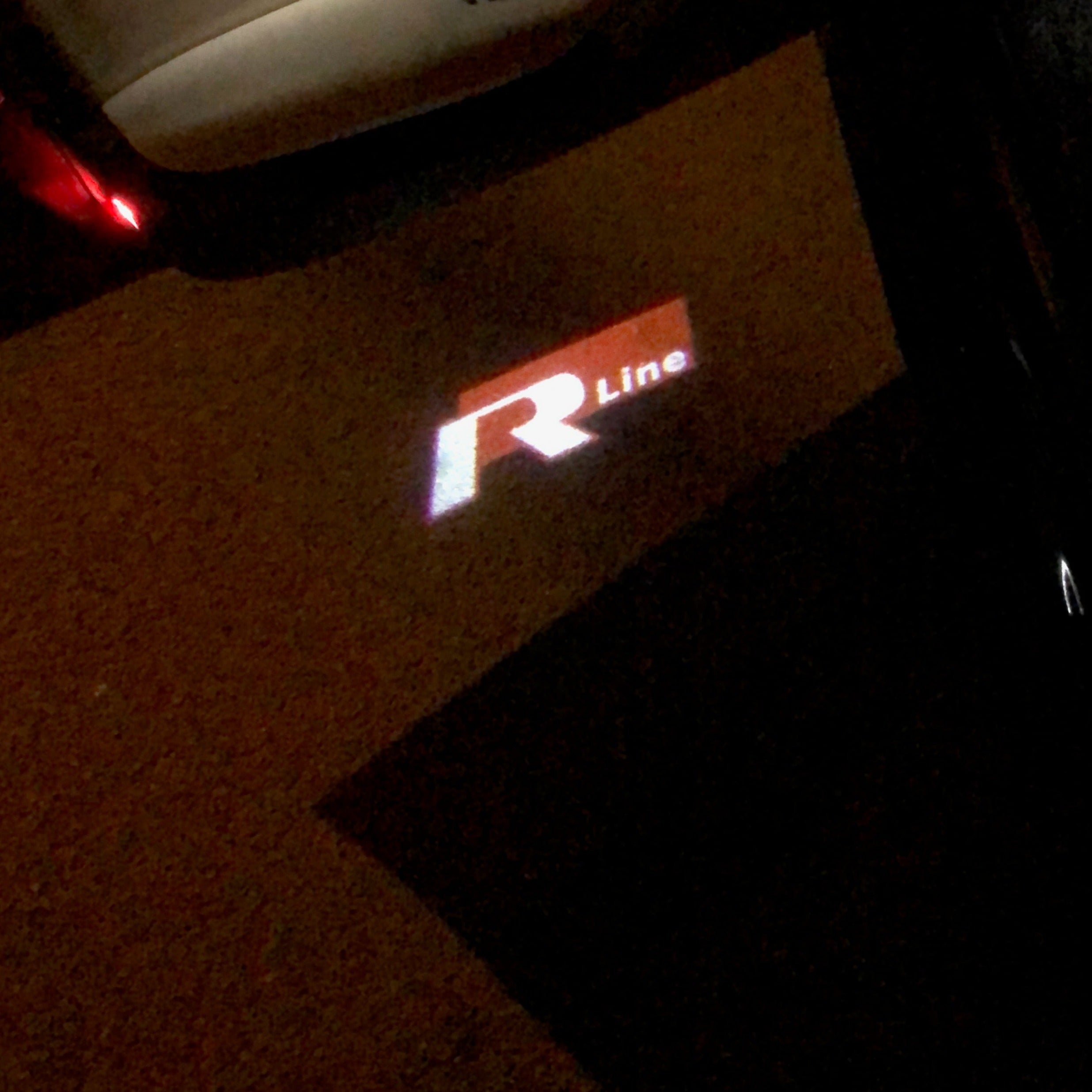 Volkswagen Door lights R LINE Logo Nr. 50 (quantité 1 = 2 Logo Films /2 feux de porte)